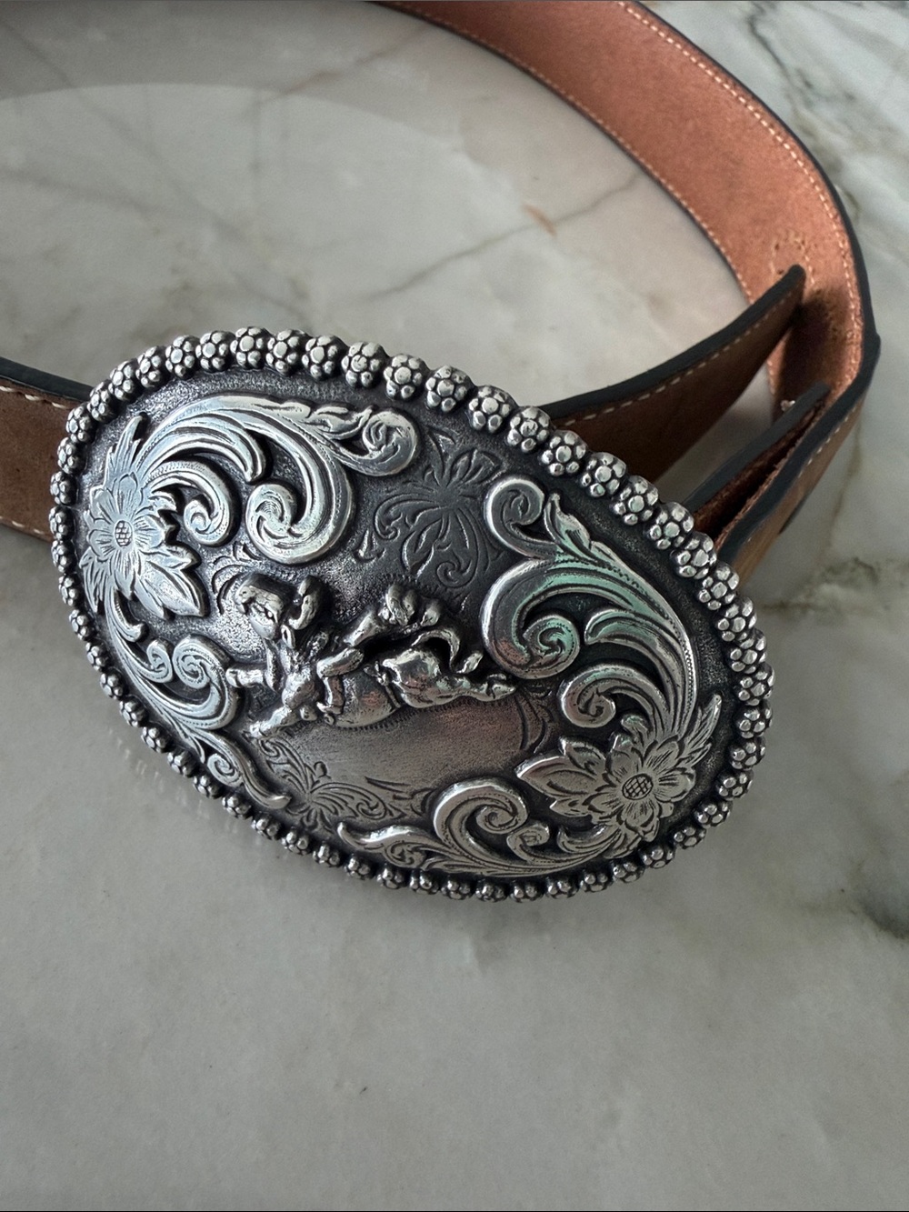 🤠Ladies Brown Genuine Leather Belt with Decorative Silver Western Buckle